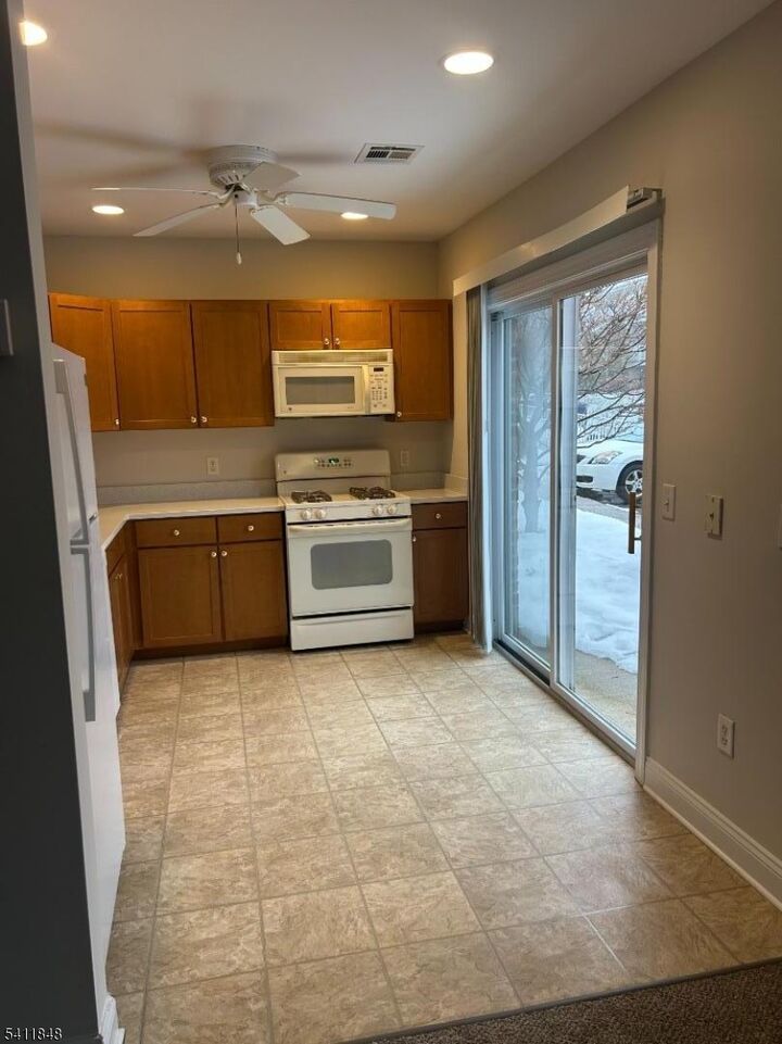 Property Photo:  31 Wilshire Ter  NJ 07405 