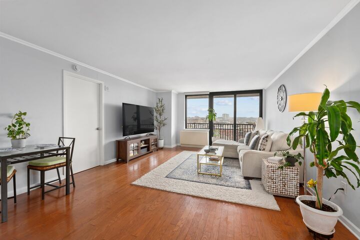 Property Photo:  700 Grove St 9S  NJ 07310 