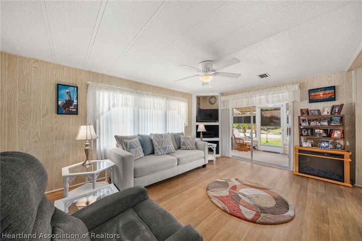 Property Photo:  3248 Delaware Avenue  FL 33870 