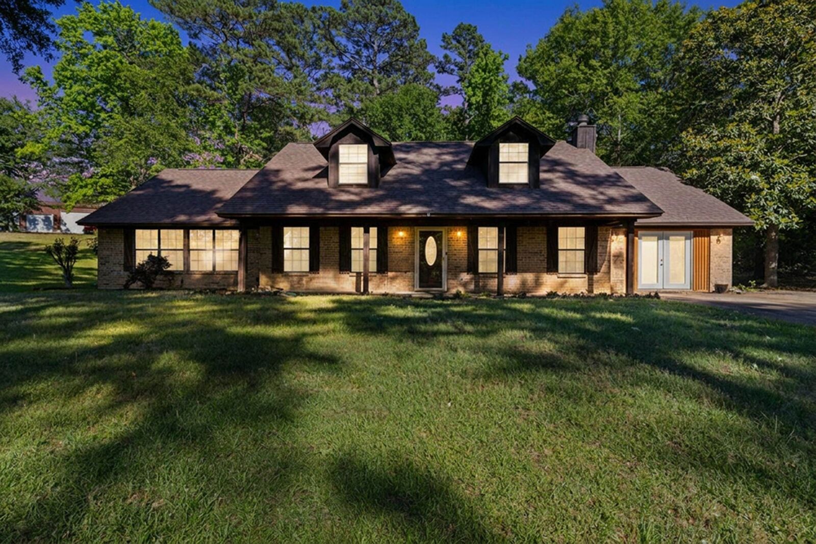 Property Photo:  5100 Brent Dr  TX 75604 