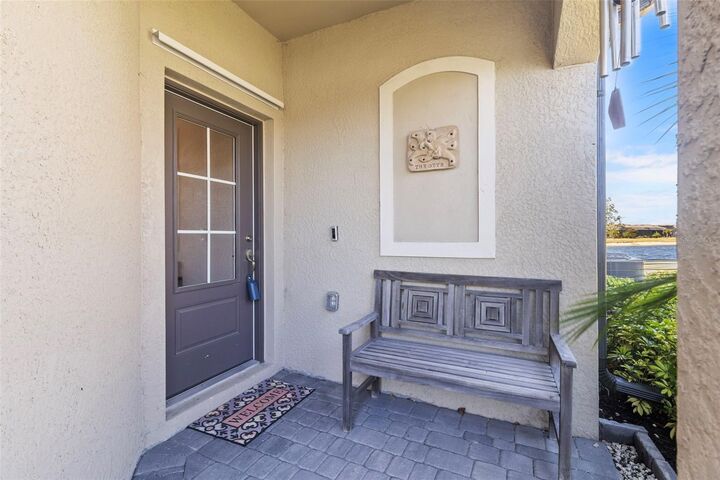 Property Photo:  2145 Bonito Way  FL 33953 