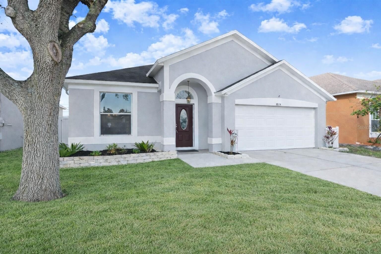 Property Photo:  8924 Metheny Circle  FL 33615 