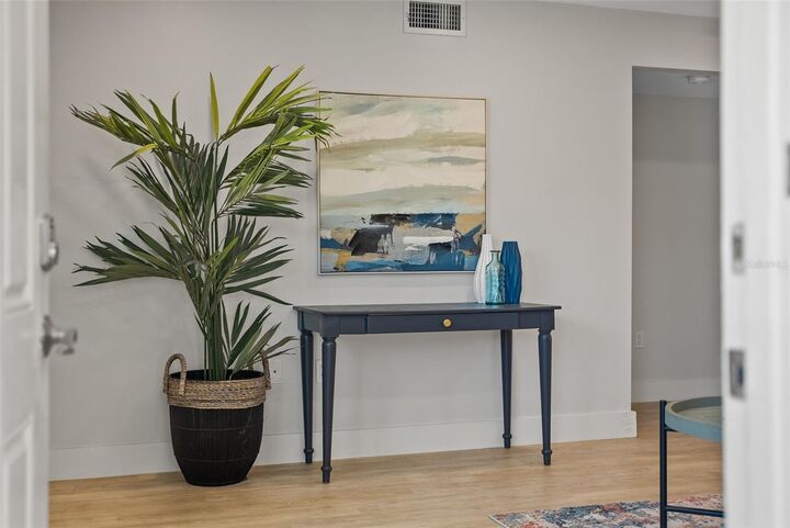 Property Photo:  506 71st Ave 7  FL 33706 