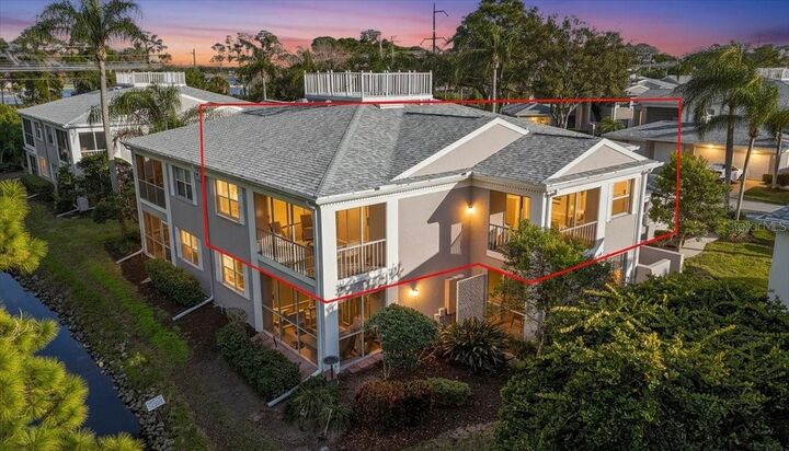 Property Photo: 5670 Sheffield Greene Circle 72 FL 34235