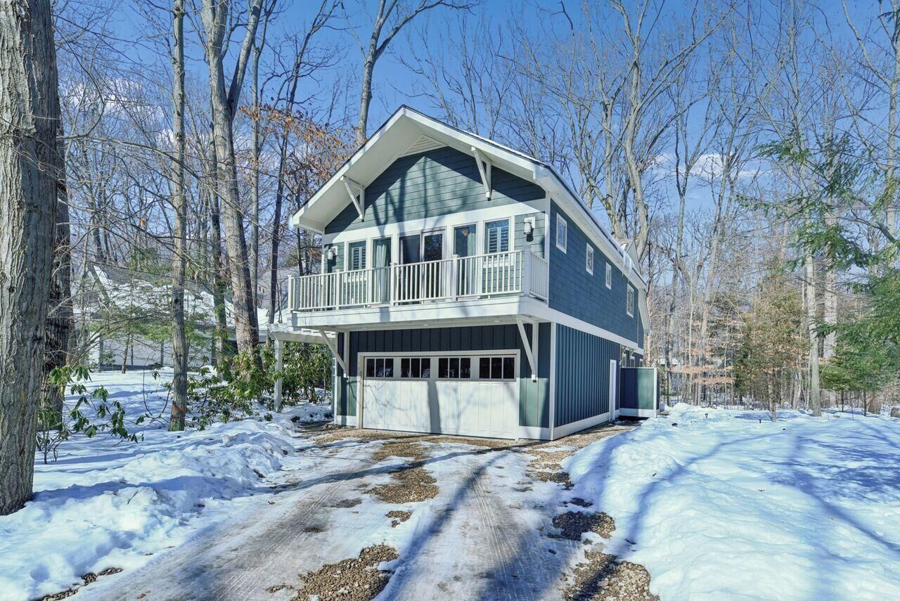 Property Photo:  7039 Sand Dune Drive  MI 49125 