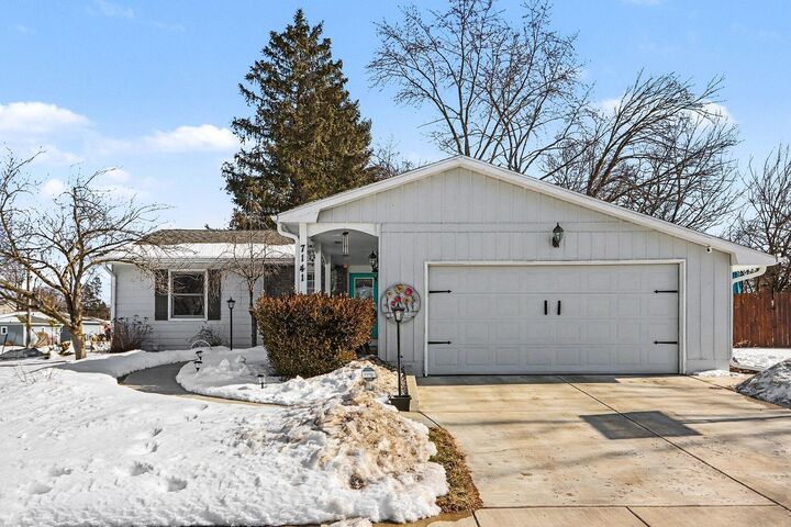 Property Photo:  7141 Carlsbrook Lane  MI 49024 