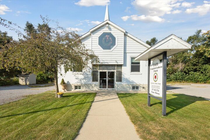 Property Photo:  2620 Francis Street  MI 49203 