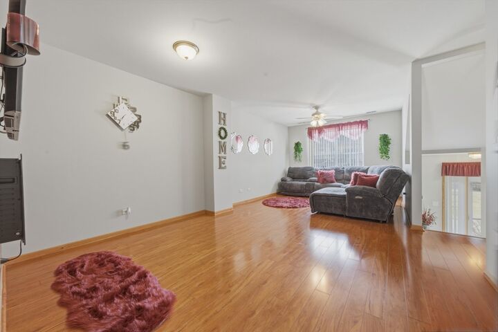 Property Photo:  2258 Graystone Drive  IL 60431 