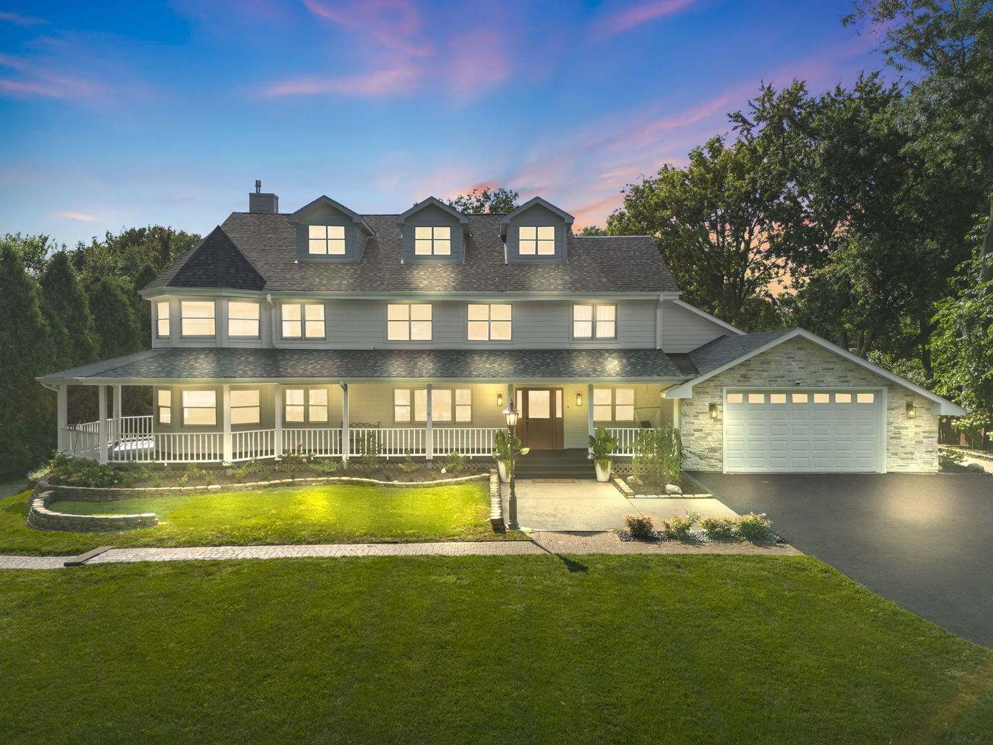 Property Photo:  8S452 Bell Drive  IL 60565 