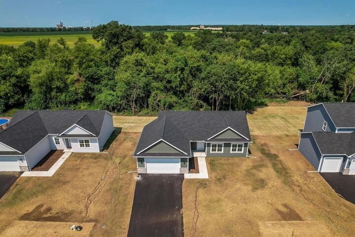 Property Photo: 14180 Prairie Commons Lane IL 61080