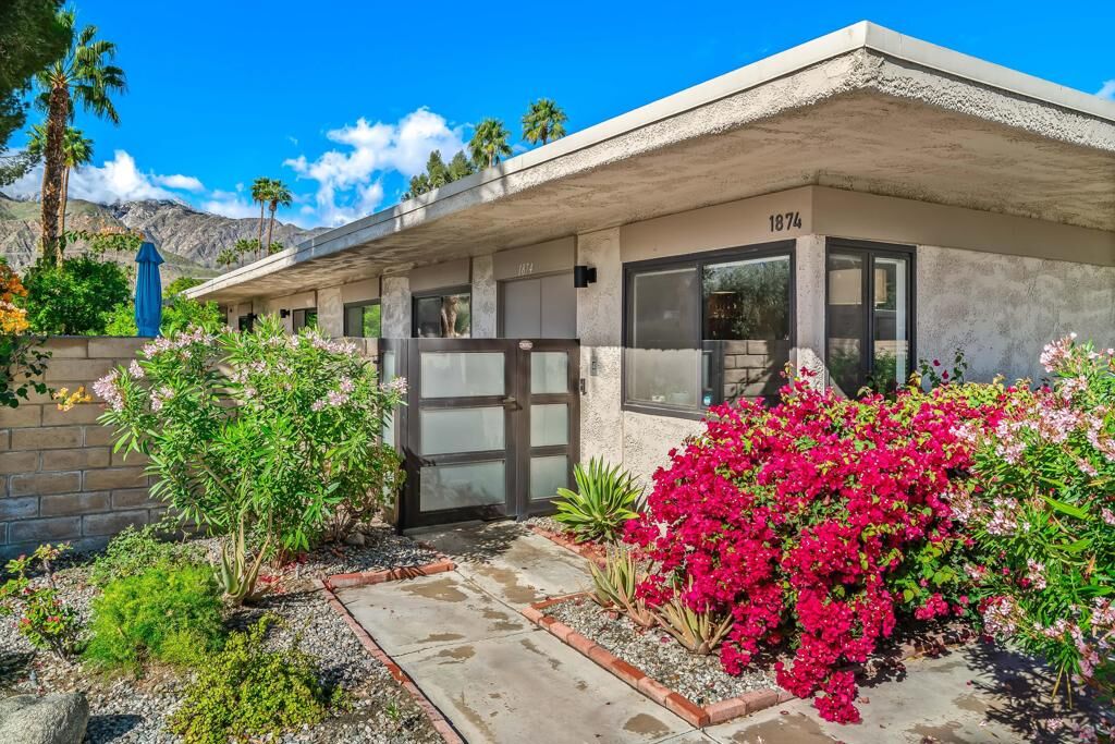 Property Photo:  1874 E Sandalwood Drive  CA 92262 