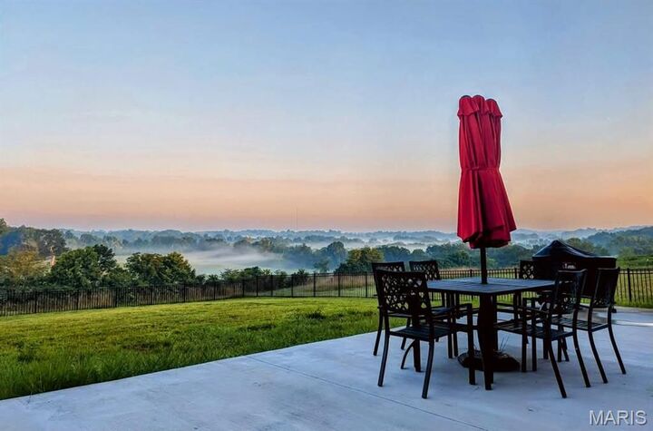 Property Photo: 303 Orange Bowl Drive MO 63701