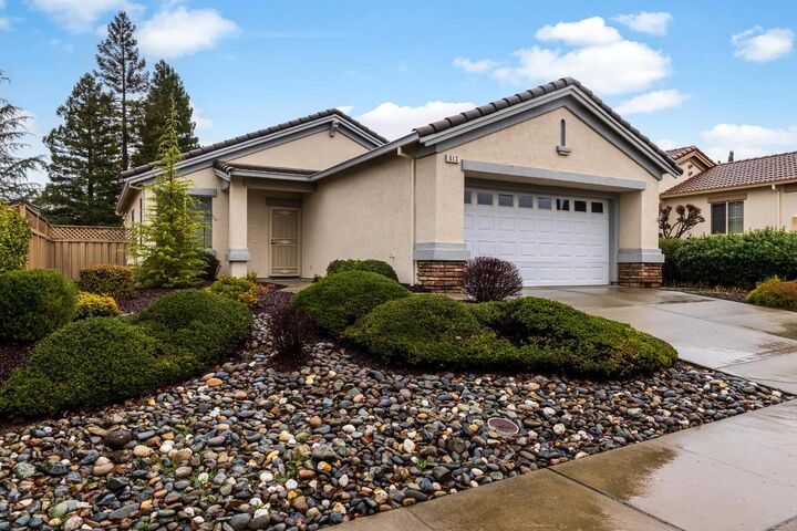 Property Photo: 613 Geary Lane CA 95648