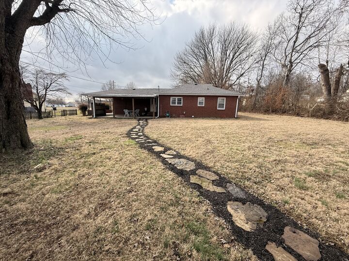 Property Photo:  116 N Saltsman Dr  KY 42240 