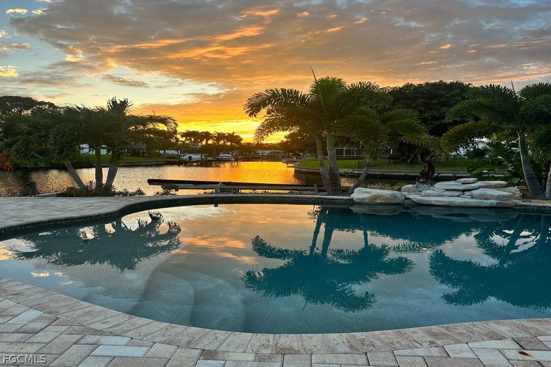 Property Photo:  5972 Baker Court  FL 33919 