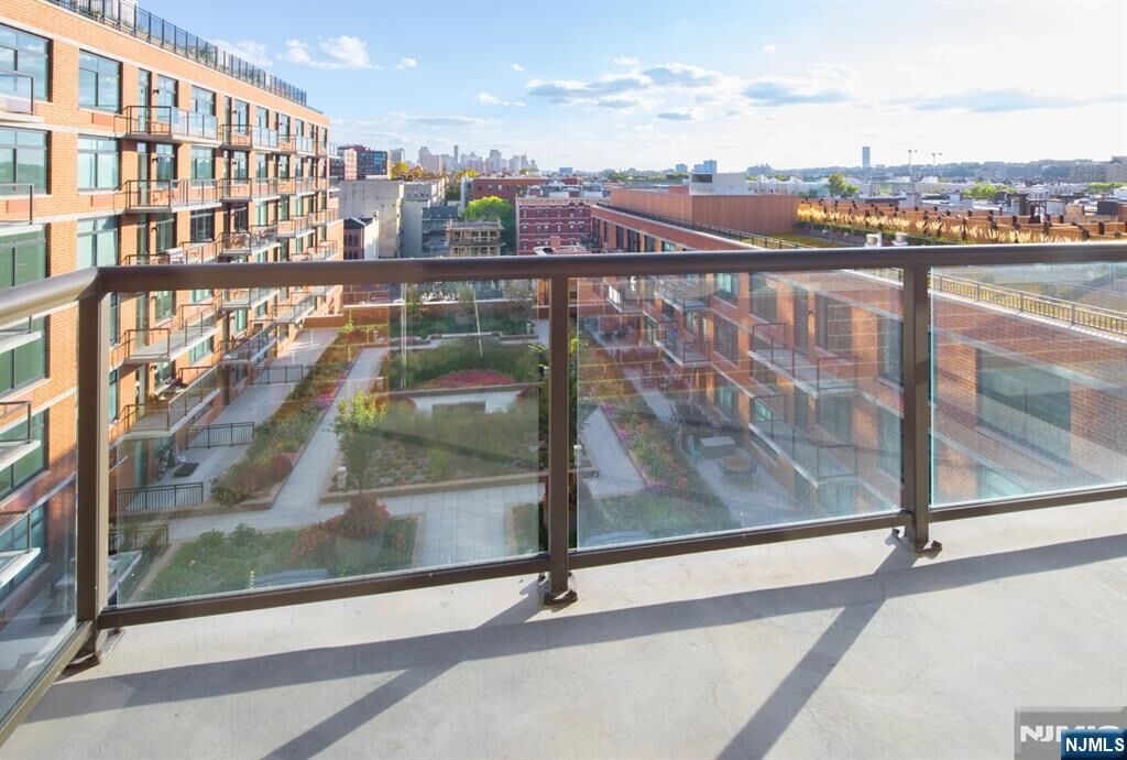 Property Photo:  1400 Hudson Street 803  NJ 07030 