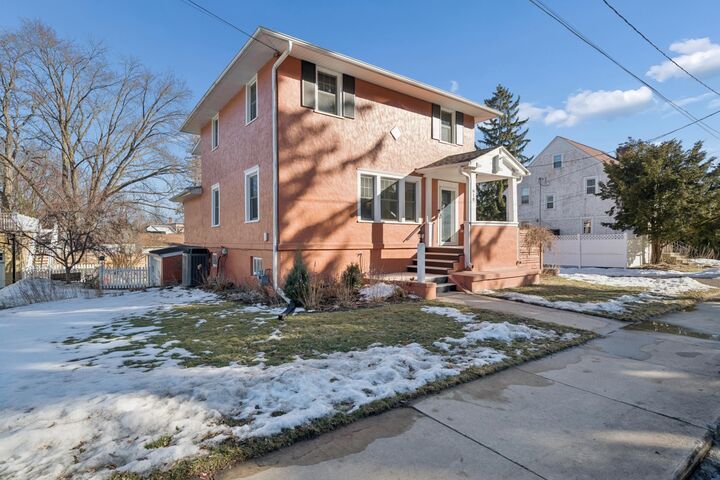 Property Photo: 610 8th Avenue SW MN 55902