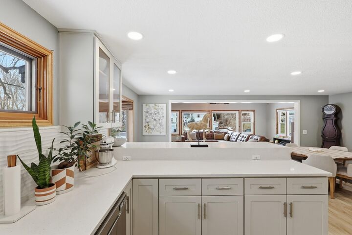 Property Photo:  16919 Cottage Grove Avenue  MN 55391 