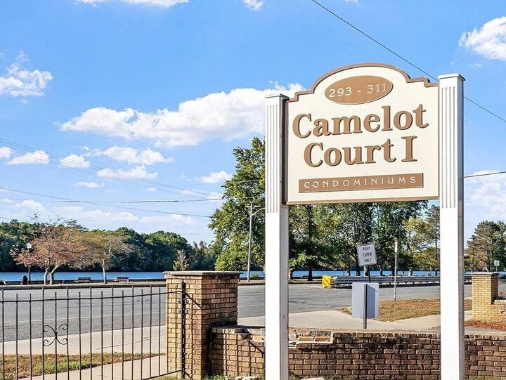 Property Photo:  295 Pawtucket Blvd 7  MA 01854 