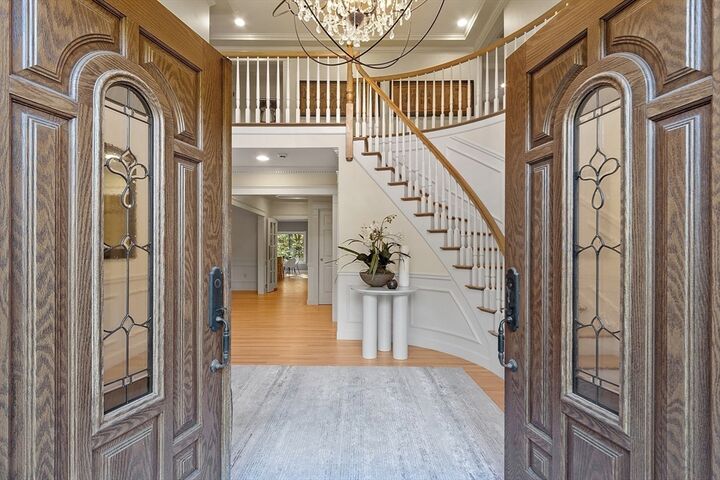 Property Photo:  9 Garland Rd  MA 01773 