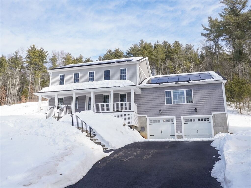 Property Photo:  162 Fiskdale Rd  MA 01506 