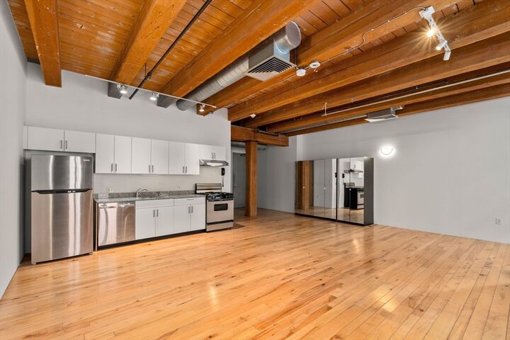 Property Photo:  21 Wormwood St 323  MA 02210 
