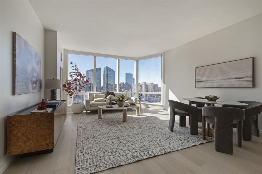 Property Photo:  1 Franklin St 2310  MA 02110 