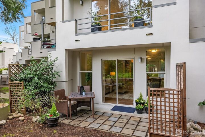 Property Photo: 17001 Inglewood Road NE M106 WA 98028