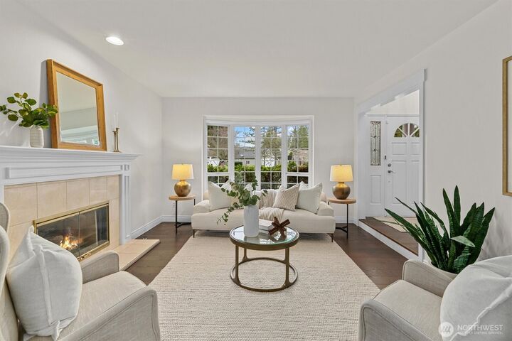 Property Photo: 2412 237th Court NE WA 98074