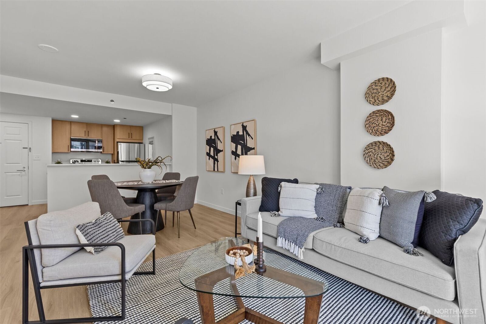 Property Photo: 2600 2nd Avenue 504 WA 98121