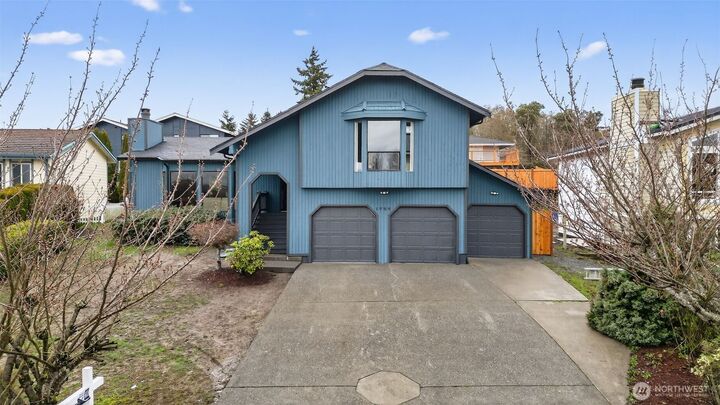 Property Photo: 1755 57th Street NE WA 98422