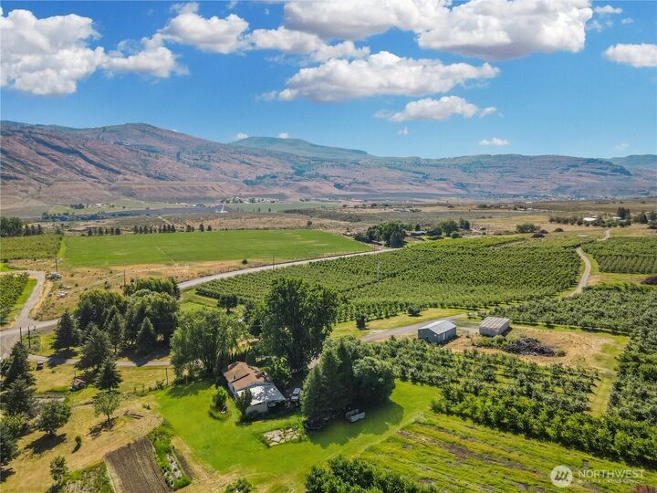 Property Photo: 223 Old Riverside Hwy WA 98841
