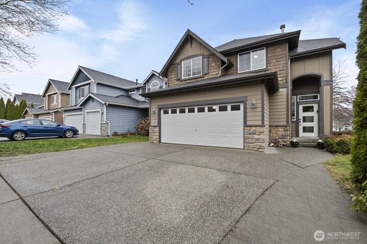 Property Photo:  4233  154th Place SE  WA 98012 