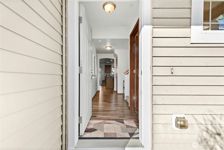 Property Photo:  2331  121st Place SW  WA 98204 