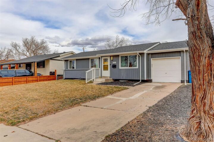 Property Photo: 3222 Blackhawk Circle CO 80011