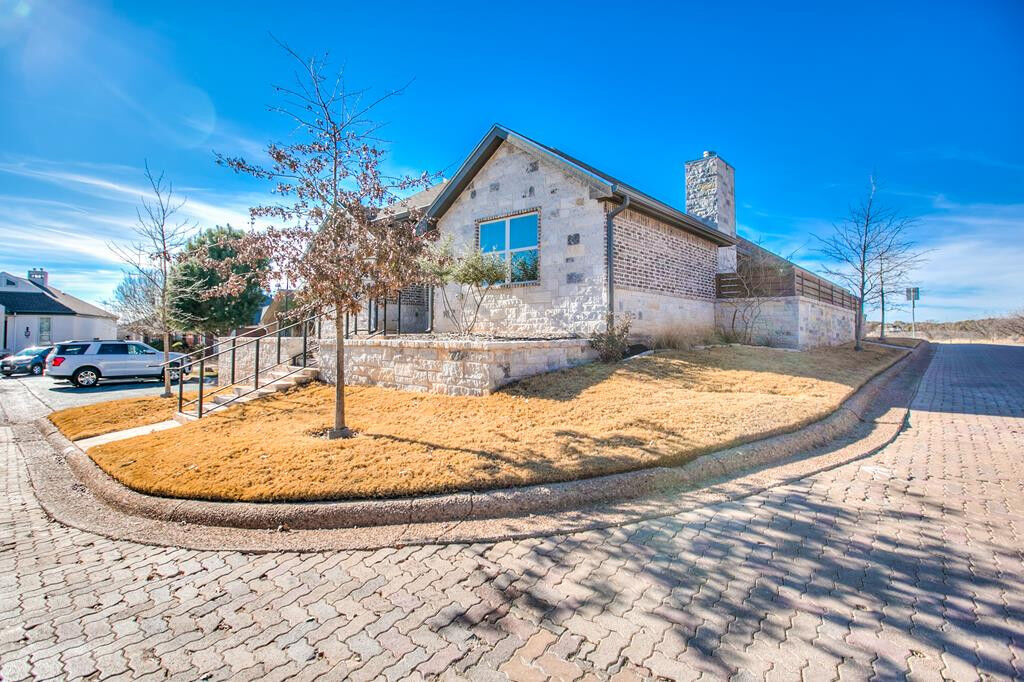 Property Photo:  9 Southridge Drive  TX 76904 