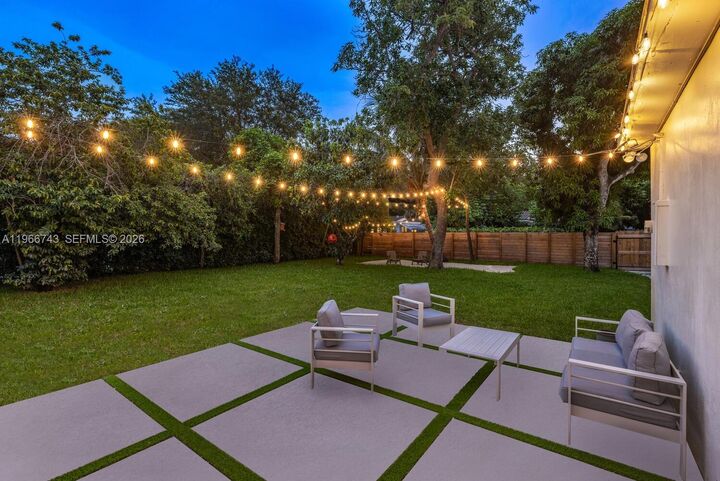 Property Photo:  126 NW 107th St  FL 33168 