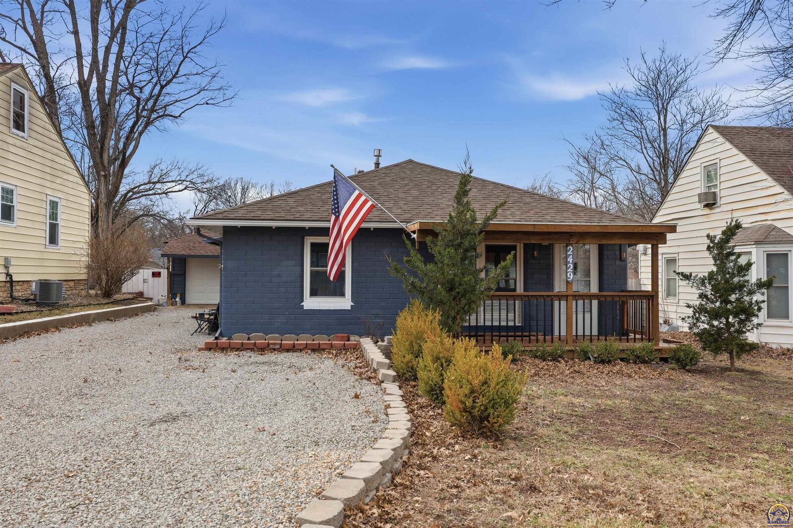 Property Photo: 2429 SW Harrison St KS 66611