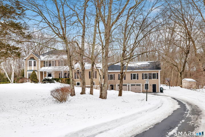 Property Photo:  20 Blanket Meadow Road  CT 06468 