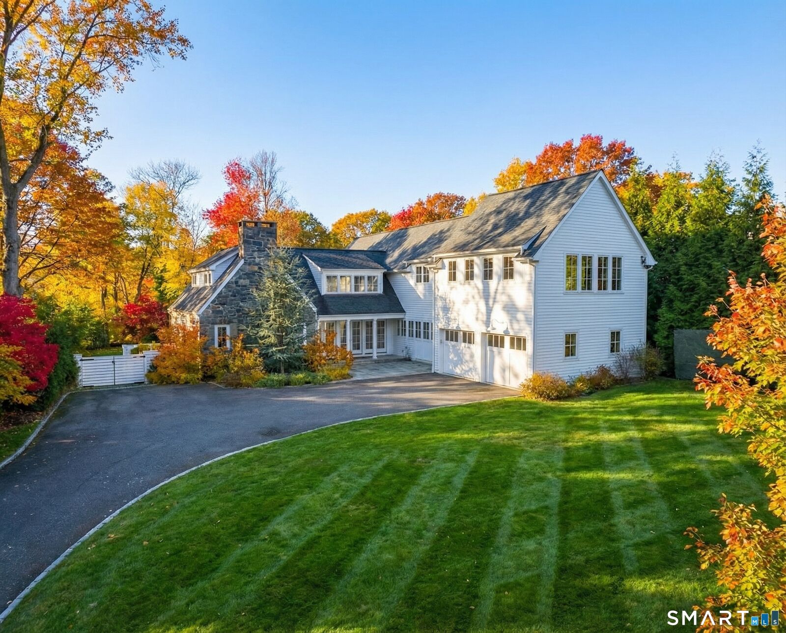 Property Photo:  150 Hillspoint Road  CT 06880 