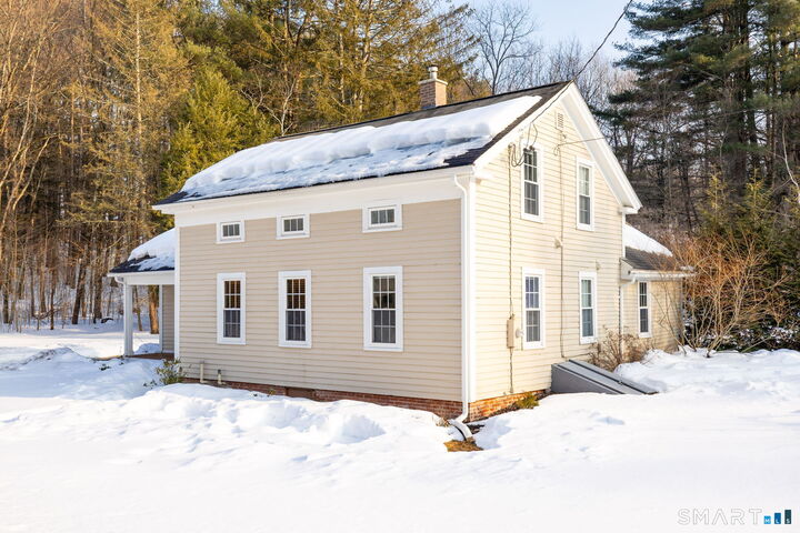 Property Photo:  10 Bailey Road  CT 06082 