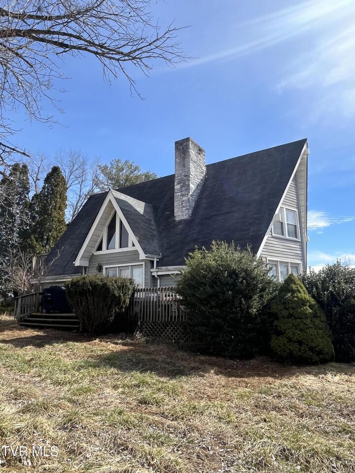 Property Photo: 451 Bayhill Drive TN 37686