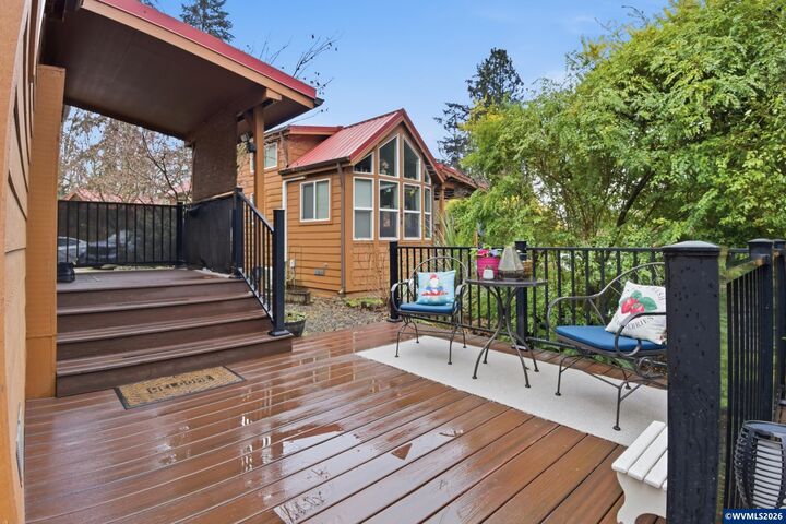 Property Photo: 8372 Enchanted (#193) Wy SE 193 OR 97392