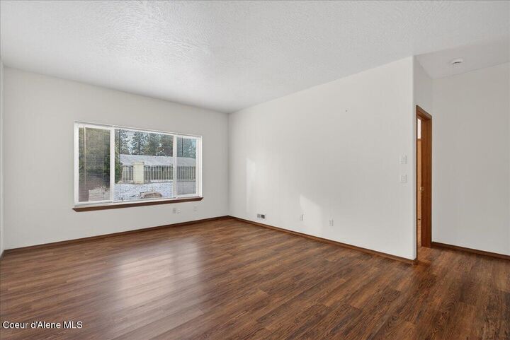 Property Photo:  221 W Frontier Trl  ID 83854 