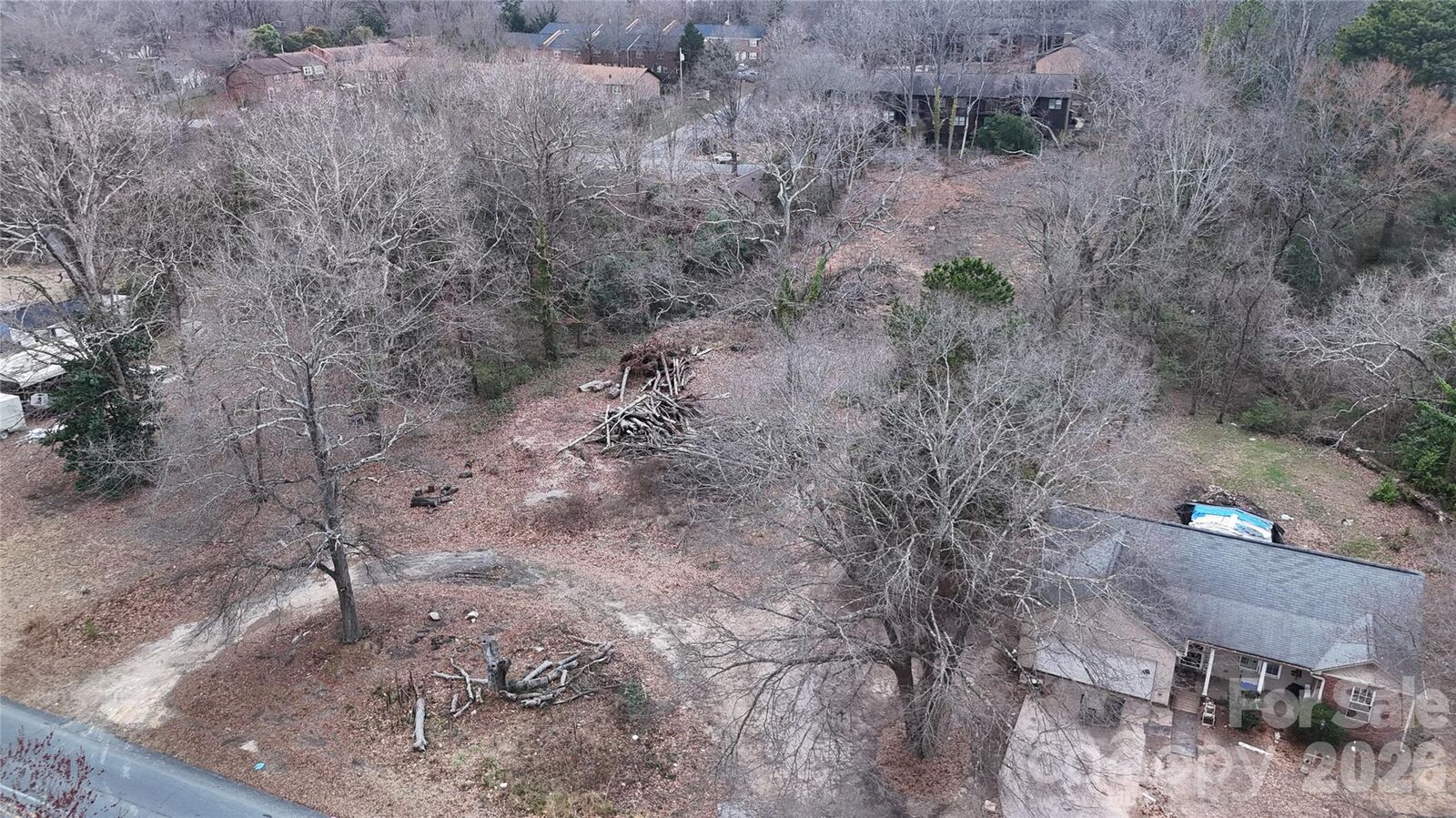 Property Photo:  943 Laurel Lane  NC 28054 