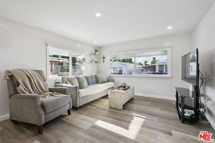 Property Photo:  11250 Playa St  CA 90230 