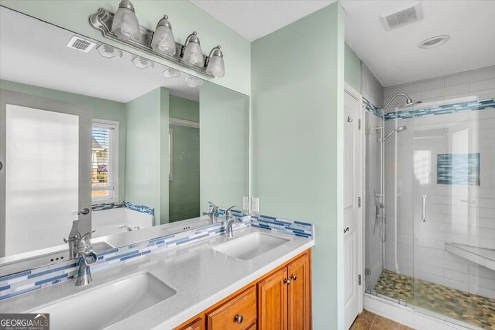 Property Photo:  86 White Oak Road NE  GA 31316 