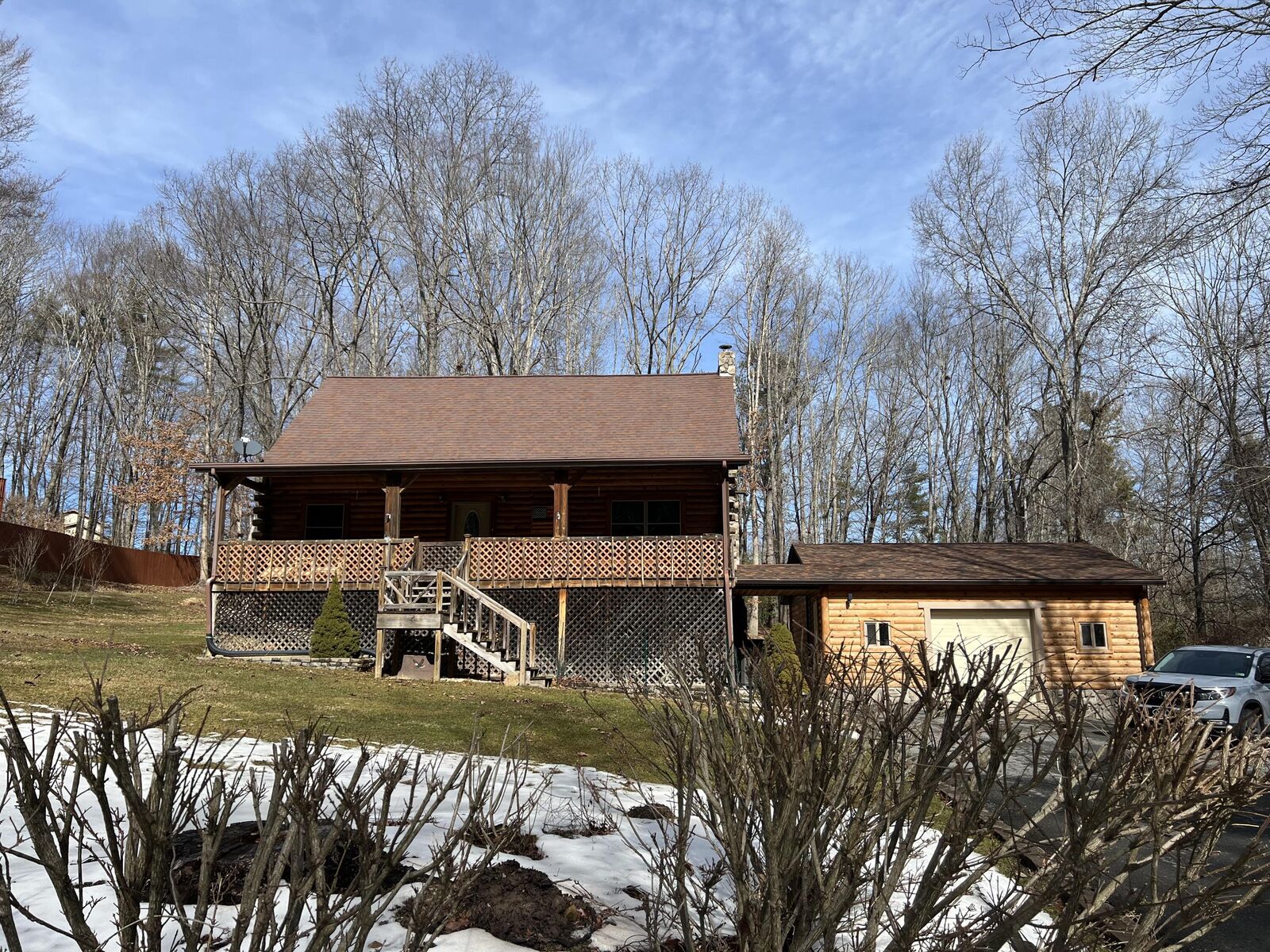 Property Photo: 301 Elizabeth Kay Ln WV 24901