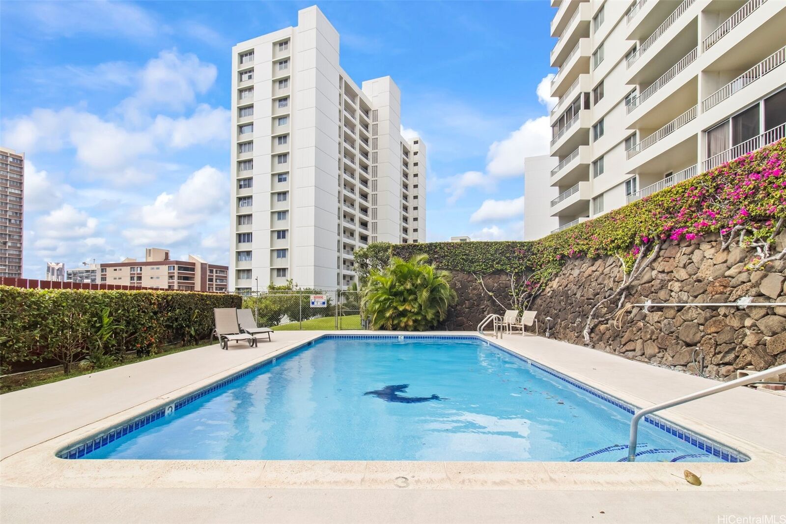 Property Photo:  927 Prospect Street 406  HI 96822 