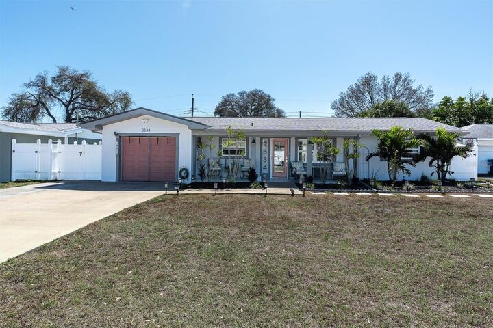 Property Photo: 2534 Mineola Drive S FL 33770
